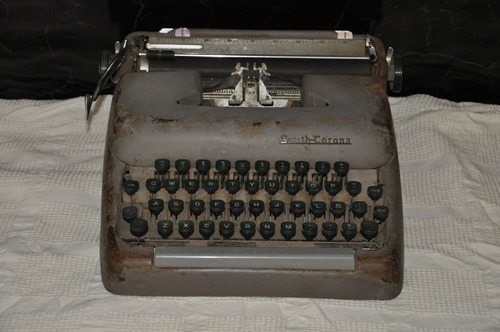 Máquina De Escribir Antigua, Marca Smith-corona
