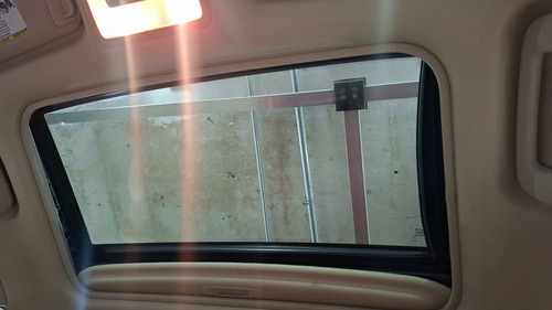 Toyota Camry 2.5 XLE L4 6AT