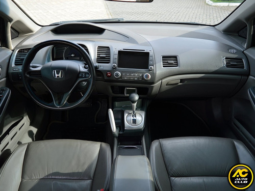 Honda Civic 1.8 Lxs 16v Flex 4p Automático
