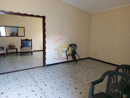 Imagen 4 de 9 de Casa En Alquiler Capo Alegre Valencia