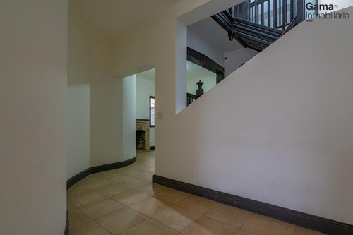 Imagen 18 de 22 de Güemes, Oficina En Venta En Alberti Entre Güemes Y Alvear Con Parque