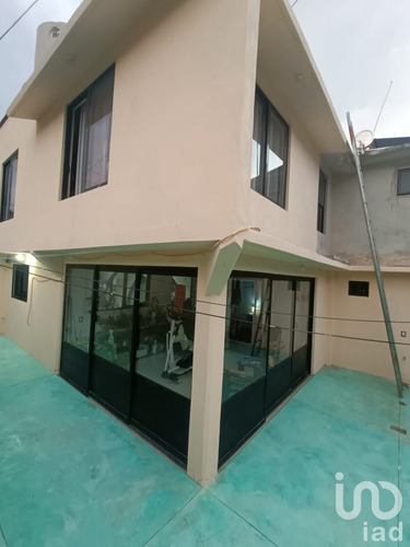 Venta Casa 5 Ambientes Fátima