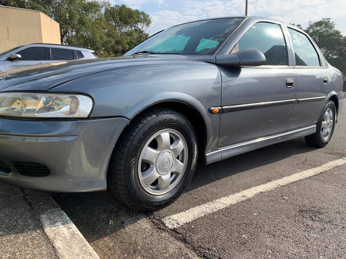Chevrolet Vectra 2000 2.2 Gls 4p