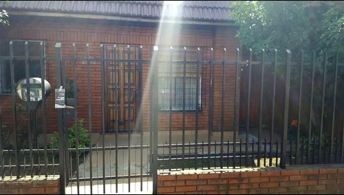 Venta De Casa 3 Ambientes En Lote Propio! Oportunidad Ramos Mejía