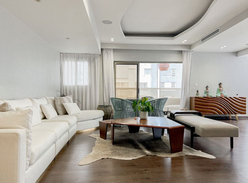 Piantini, Exclusivo Apartamento Amueblado Luxury.