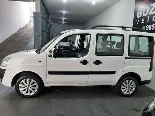 Fiat Doblo 2018 1.8 16v Essence 5l Flex 5p