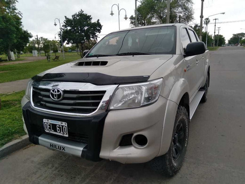 Toyota Hilux 3.0 Cd Sr C/ab 171cv 4x4 2014