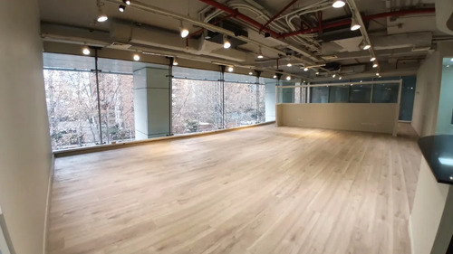 Espectacular Oficina De 221m² Remodelada En Nueva Las Condes