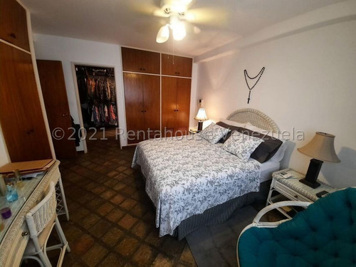 Imagen 13 de 13 de Casa Venta La Tahona Mls #22-377 Bello Townhouse De 4 Habitaciones Con Aires Split, Habitación Principal Con Vestier Y Baño, Un Área De Gimnasio, Mas Hab. De Servicio Con Baño