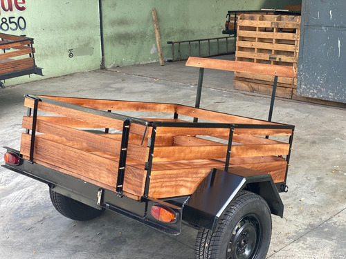 Carretinha Fazendinha 1.40 X 1.10 X 0.40 0km