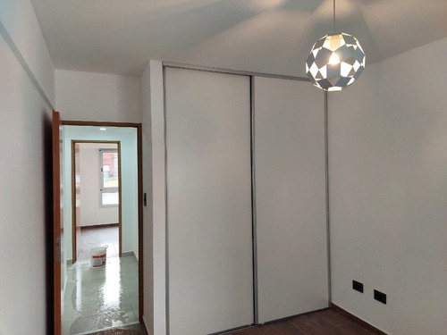 Imagen 8 de 14 de Departamento En Venta En Martin Coronado
