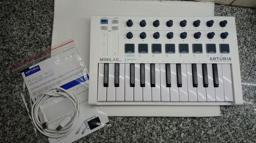 Controlador Arturia Minilab Mkii 25 (como Nuevo En Caja).