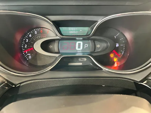 Renault Captur 2.0 Iconic Piel At