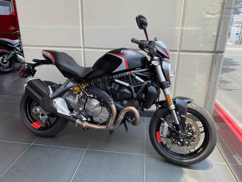 Imagen 3 de 4 de Ducati Monster 821 Stealth