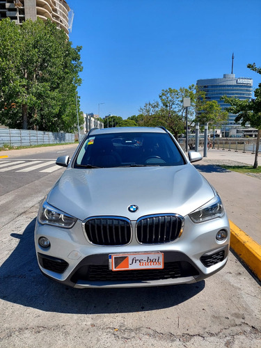 BMW X1 18i Sdrive