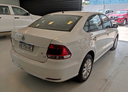 Imagen 5 de 17 de Volkswagen Polo 1.6 16v