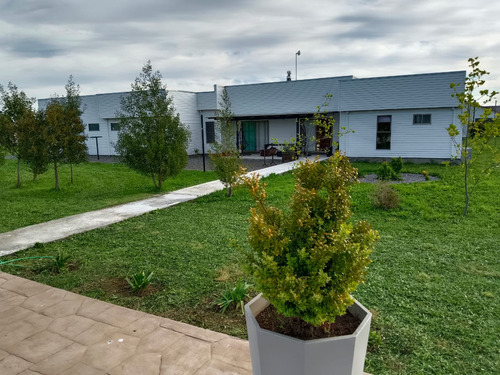 Parcela De 5000 M2 Con Casa De 200 Mt2 En Condominio