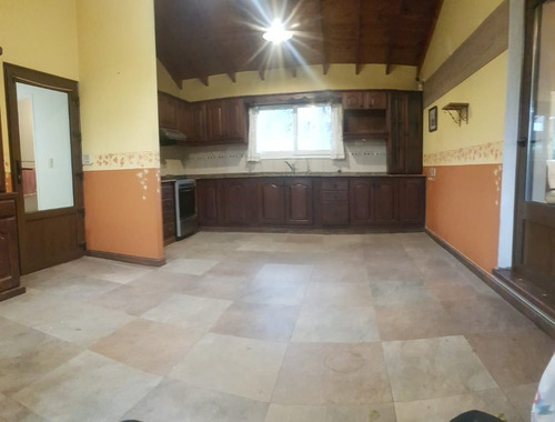 Imagen 7 de 14 de Chalet En Venta En Haras Miryam