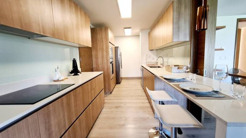 Departamento En Arriendo De 3 Dorm. En Las Condes