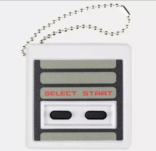 Control Nes Gashapon Gris (Usado)