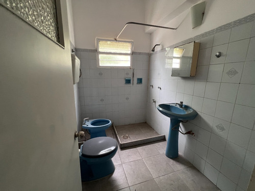 Imagen 9 de 29 de Venta 3 Casas 7 Dormitorios Parque Carrasco Canelones