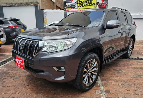 Toyota Prado 3.0 TXL CON BLINDAJE 2+