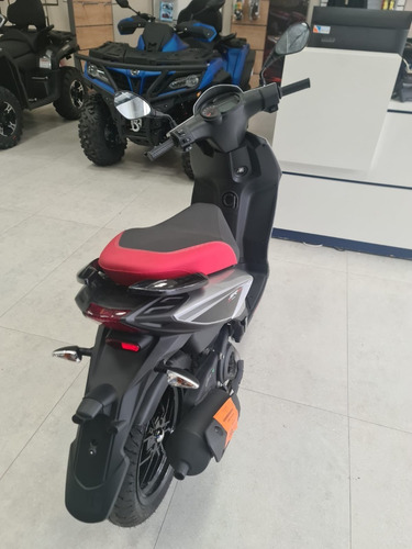 Imagen 14 de 17 de Scooter Aprilia Sr 160 Abs Rodado 14 Piaggio Concesionario