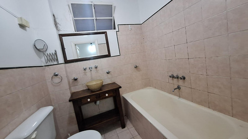 Departamento 2 Ambientes En Alquiler. Caballito