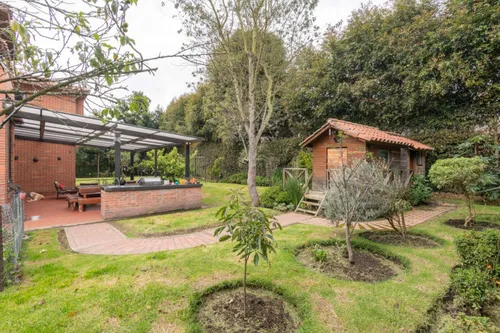 Casa En Arriendo/venta En Guaymaral. Cod V6279