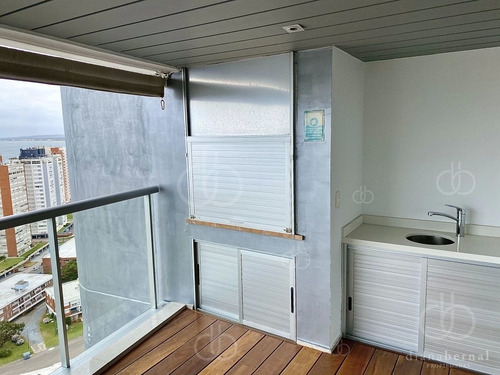 Imagen 17 de 30 de Venta De Apartamento De 2 Dormitorios En Edificio Miami Boulevard Punta Del Este