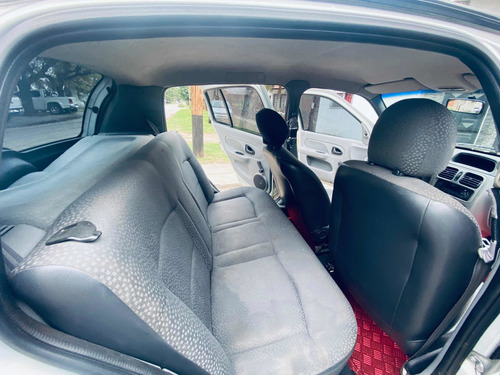 Renault Clio 2007 1.2 5 P