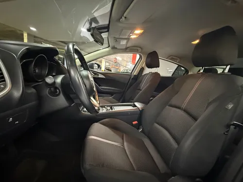 Mazda 3 2.0 Touring At