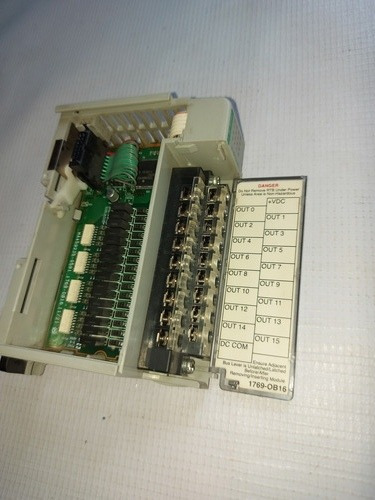 Allen Bradley 1769-ob16 Modulo De Salidas A 24vdc Compactlog (Usado)