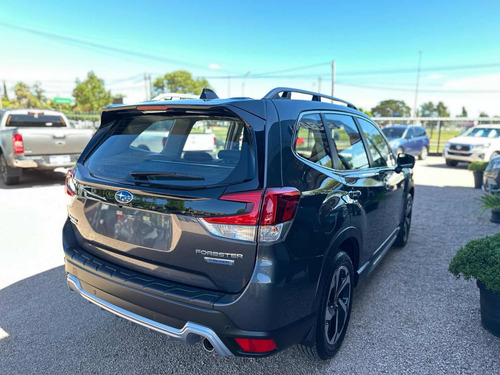 Subaru Forester 2.0i-s Cvt