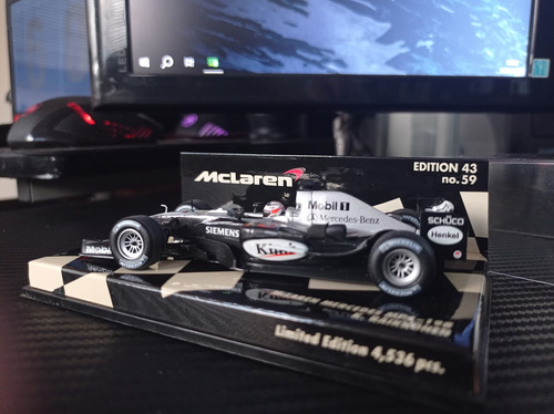 Minichamps 1:43 Mclaren Mercedes Mp4-19b Kimi