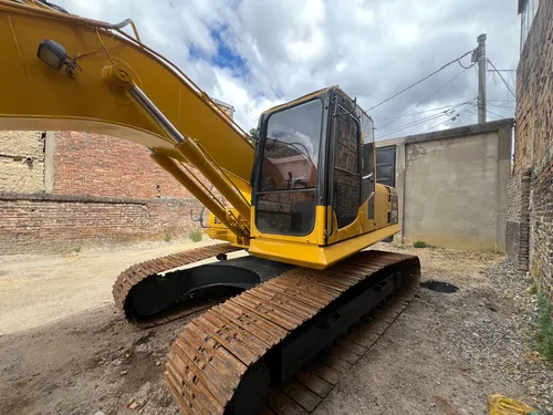 Excavadora Komatsu Pc 200 - 8 Con Linea Humeda