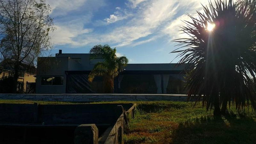 Imagen 8 de 16 de Casa En Venta - Bº San Benito - Villanueva