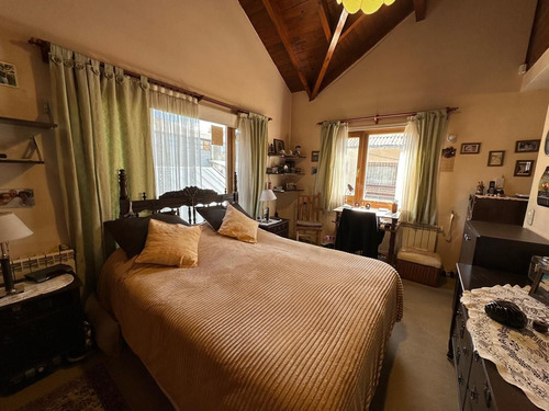 Dos Casas Centricas Ideal Hostel Bariloche