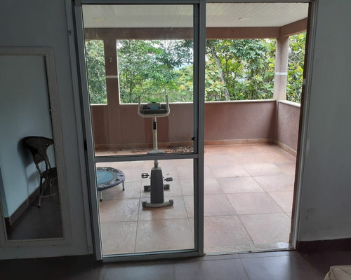 Imagem 10 de 12 de Linda Chácara Em Mairiporã 2 Suítes Sala Grande Com Lareira Terraço Com Varanda, Churrasqueira Forno E Fogão A Lenha Pomar Em Formação. - Mv117 - 69612413