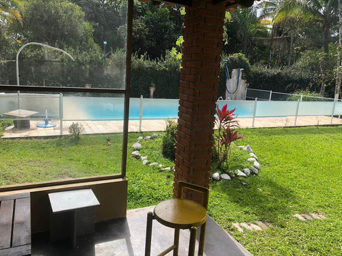 Imagem 21 de 30 de Chácara 2400m2, Casa Sede 3 Suítes, Proximo A Praia, Moveis Planejados, 2 Salas, Área Gourmet,piscina,2 Lagos Com Peixes,casa De Hospedes,galpão,pomar - Ch00265 - 70853141