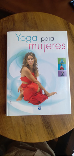 Yoga Para Mujeres. Estefanía Martínez Nussio. Pasta Dura 