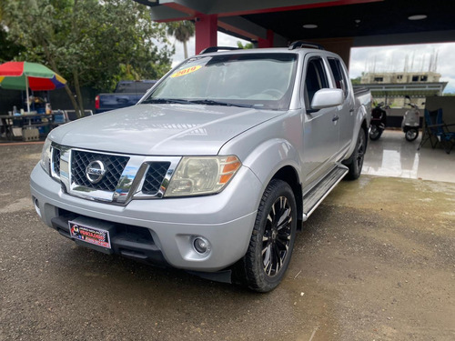 Nissan  Frontier  V6 4x4 