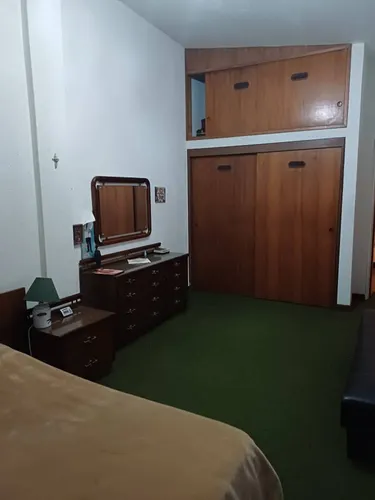 Casa De 3 Hab Y 4 Baños.