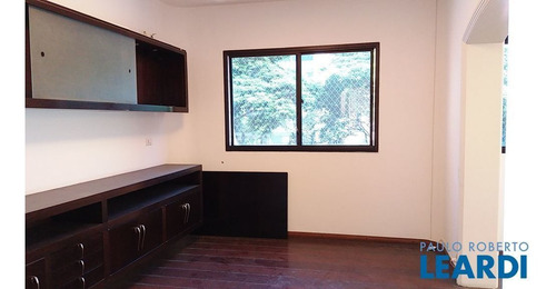 Imagem 3 de 15 de Apartamento - Campo Belo - Sp - 571341
