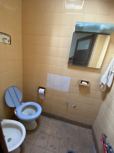 Imagen 15 de 27 de Chalet De 3 Ambientes Con Local Y Garage En Moreno Y Salta