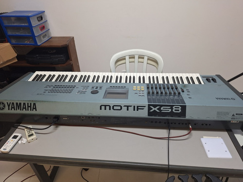 Teclado Yamaha Motif Xs8 