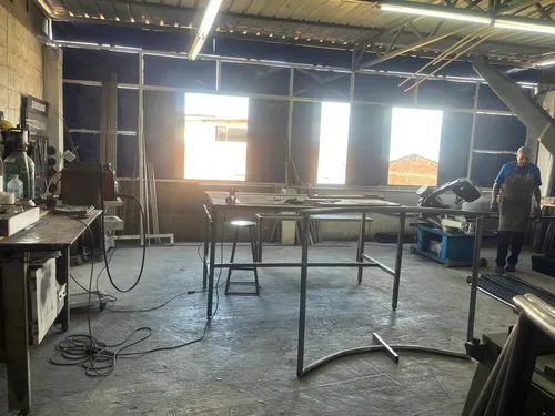 Bodega En Venta En La Floresta.