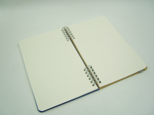 Imagen 2 de 6 de Libreta Pasta Dura Espiral Grabado Láser Y Envío De Regalo