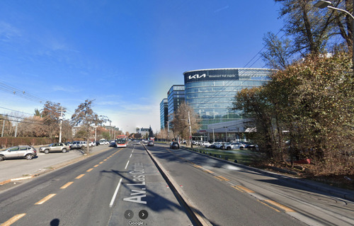 Impecable Y Amplio Local Comercial En Las Condes
