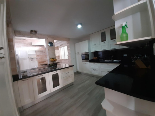 Imagen 3 de 16 de Marol Rentahouse Vende Casa En La Viña Valencia 22-10248